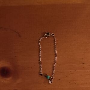 Elegant Silver Bracelet with Turquoise Accent